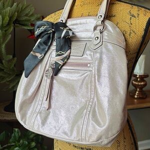 ♥️💖 RARE Coach Poppy Pink Champagne Bag Iridescent Pink Strawberry Milk EUC